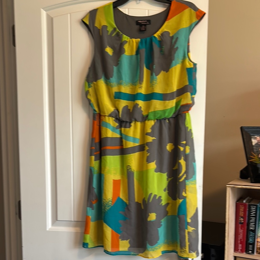 Signature by Robbie Bee Blue, Grey, and Yellow Sleeveless Sundress. Size 14p